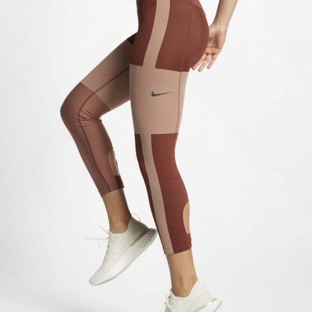 Nike WMNS TECH LEGGINGS - PUEBLO BROWN